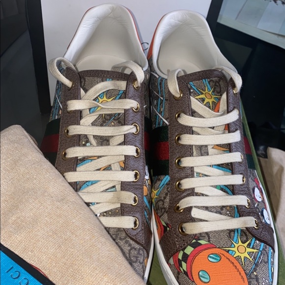 Gucci women’s Disney sneakers - Picture 5 of 9